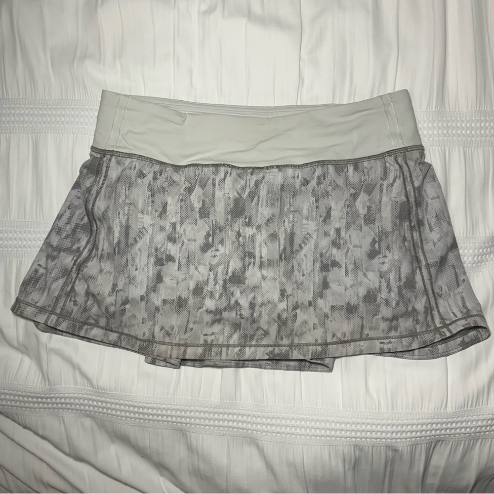 Lululemon Pace Rival Skirt 12” Size 6